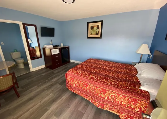 Red Carpet Inn & Suites Wrightstown
